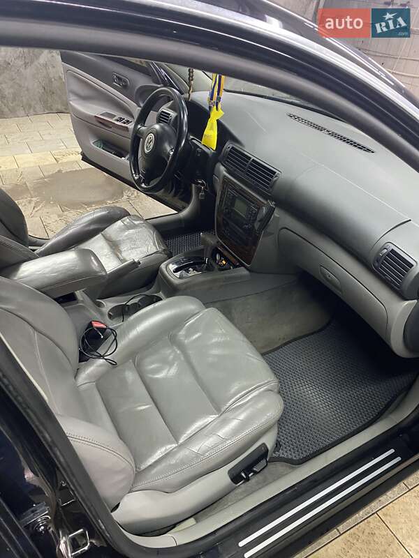 Универсал Volkswagen Passat 2004 в Киеве