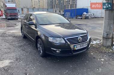 Седан Volkswagen Passat 2009 в Києві