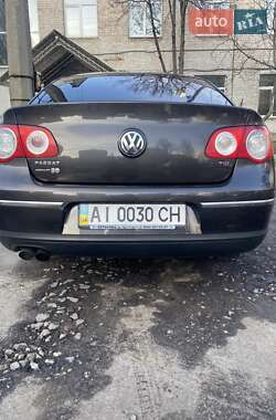 Седан Volkswagen Passat 2009 в Києві