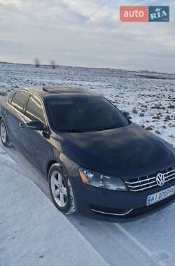 Седан Volkswagen Passat 2012 в Погребище