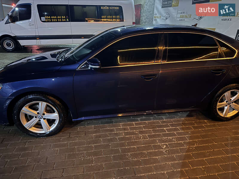 Седан Volkswagen Passat 2013 в Сумах