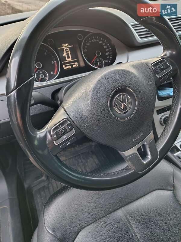 Универсал Volkswagen Passat 2014 в 