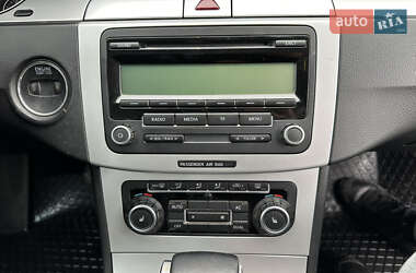 Универсал Volkswagen Passat 2010 в 
