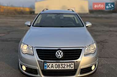 Універсал Volkswagen Passat 2008 в Києві