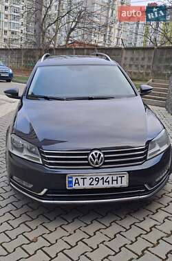 Універсал Volkswagen Passat 2011 в Івано-Франківську