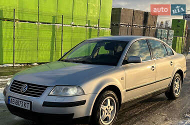 Седан Volkswagen Passat 2001 в Вінниці