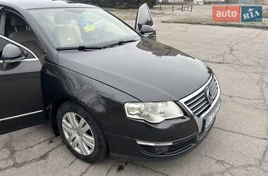 Седан Volkswagen Passat 2007 в Кременчуці