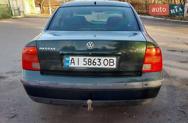 Седан Volkswagen Passat 1998 в Коломые