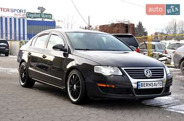 Седан Volkswagen Passat 2008 в Львове