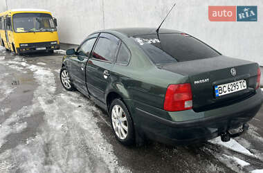 Седан Volkswagen Passat 1999 в Львове