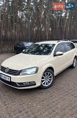 Універсал Volkswagen Passat 2011 в Києві