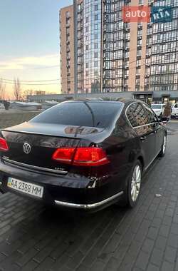 Седан Volkswagen Passat 2012 в Дніпрі