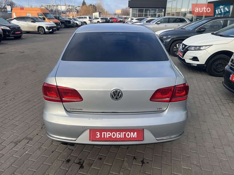 Седан Volkswagen Passat 2011 в Полтаве
