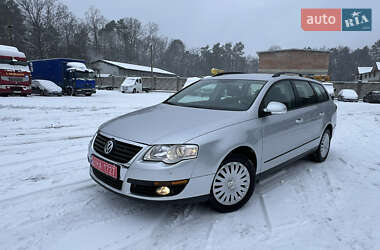 Універсал Volkswagen Passat 2009 в Ківерцях