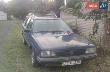 Универсал Volkswagen Passat 1987 в 