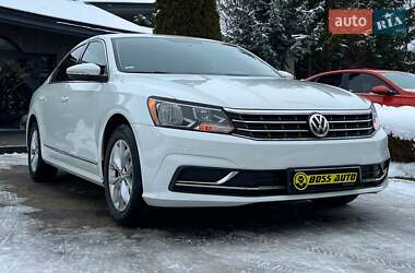 Седан Volkswagen Passat 2016 в Львові