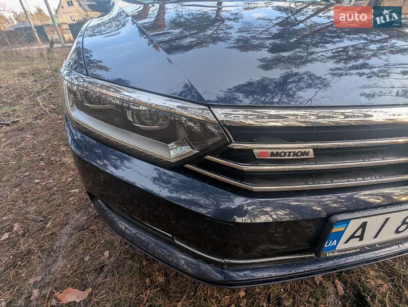 Универсал Volkswagen Passat 2017 в Киеве