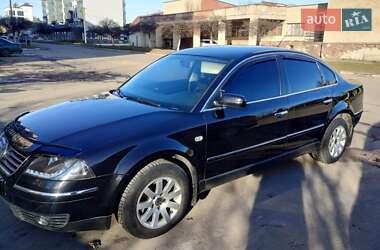 Седан Volkswagen Passat 2003 в Долині