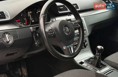 Универсал Volkswagen Passat 2012 в Львове