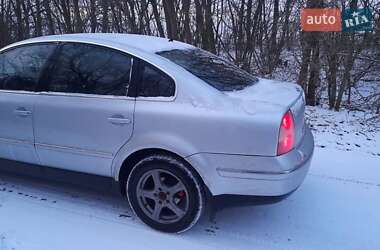 Седан Volkswagen Passat 2002 в Лановцах