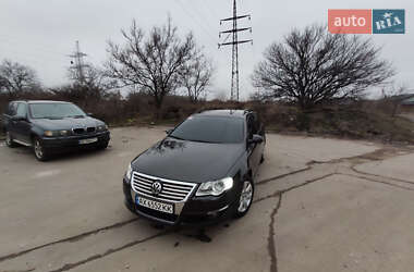 Універсал Volkswagen Passat 2008 в Дніпрі