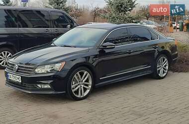 Седан Volkswagen Passat 2016 в Києві