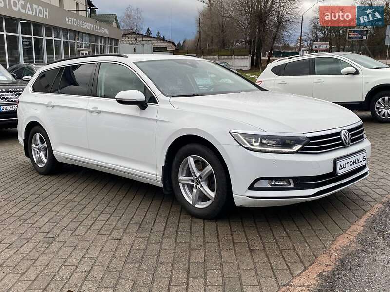 Универсал Volkswagen Passat 2017 в Житомире