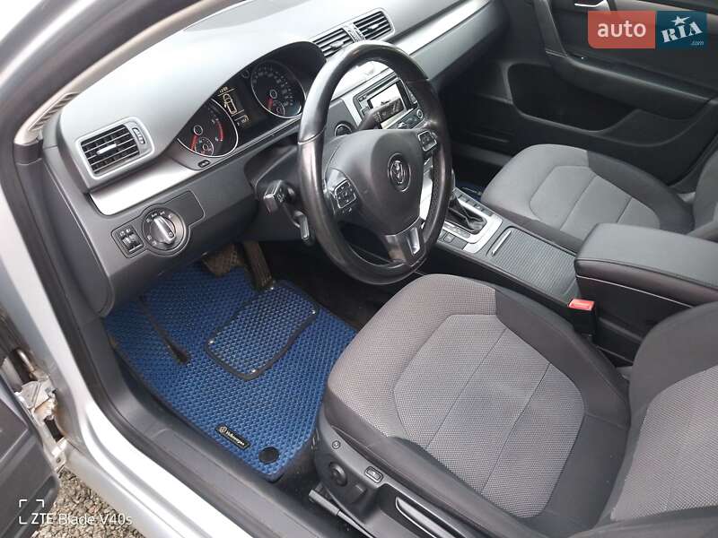 Универсал Volkswagen Passat 2012 в Бабинцам фото 10 Универсал Volkswagen Passat 2012 в Бабинцам
