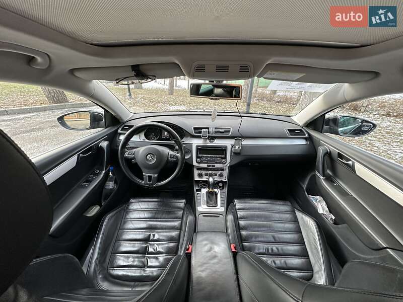 Универсал Volkswagen Passat 2013 в Чернигове