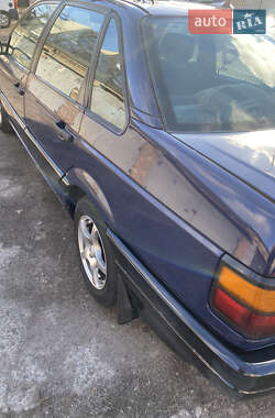 Седан Volkswagen Passat 1988 в 