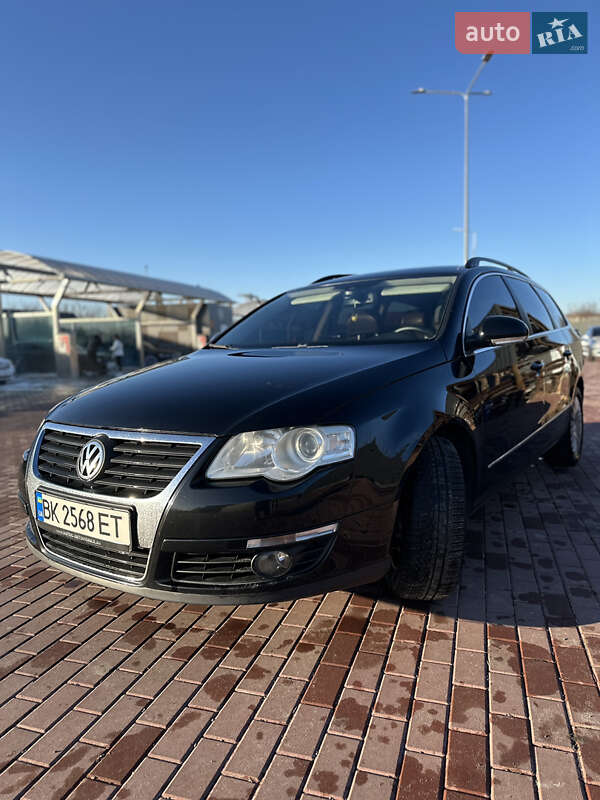 Універсал Volkswagen Passat 2008 в Сарнах