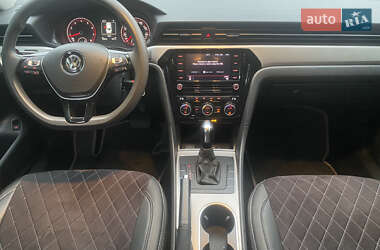 Седан Volkswagen Passat 2020 в 