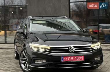 Універсал Volkswagen Passat 2019 в Ужгороді