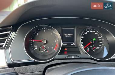 Седан Volkswagen Passat 2018 в 