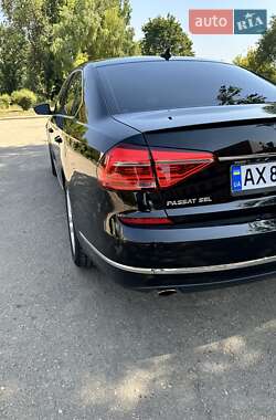 Седан Volkswagen Passat 2015 в Лозовой