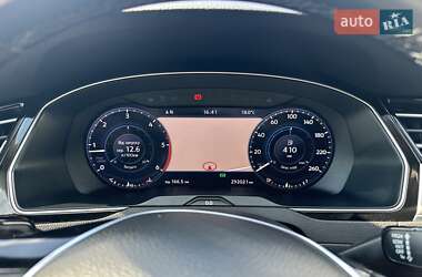 Седан Volkswagen Passat 2016 в Киеве