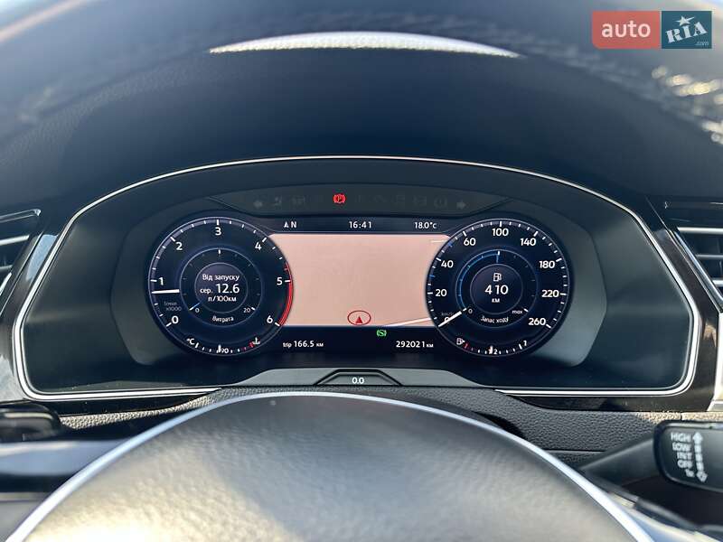 Седан Volkswagen Passat 2016 в Києві