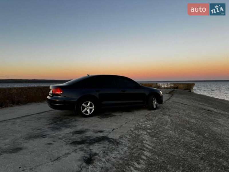 Volkswagen Passat 2011
