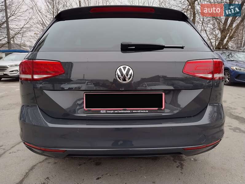 Универсал Volkswagen Passat 2019 в Киеве фото 24 Универсал Volkswagen Passat 2019 в Киеве