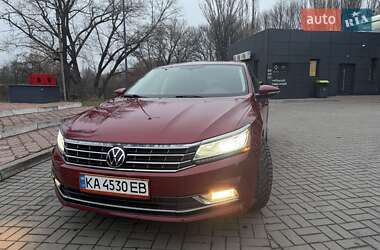 Універсал Volkswagen Passat 2017 в Кропивницькому