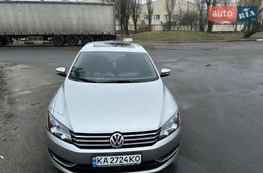 Седан Volkswagen Passat 2013 в Києві