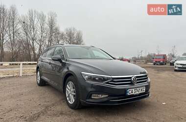 Універсал Volkswagen Passat 2019 в Черкасах