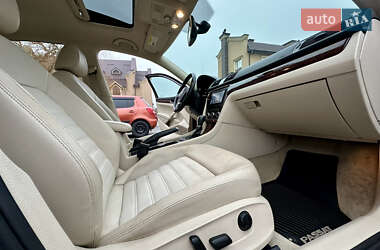 Седан Volkswagen Passat 2013 в Киеве