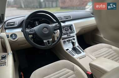 Универсал Volkswagen Passat 2012 в Ровно