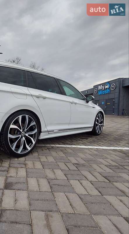 Универсал Volkswagen Passat 2016 в Киеве фото 7 Универсал Volkswagen Passat 2016 в Киеве