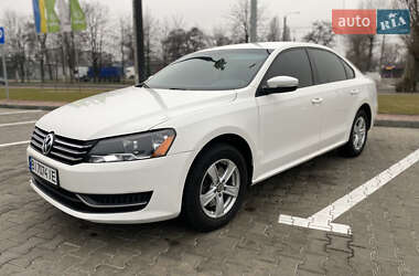 Седан Volkswagen Passat 2014 в Кременчуге