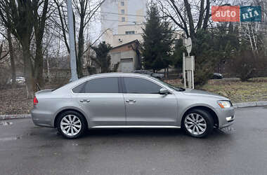 Седан Volkswagen Passat 2012 в Вінниці