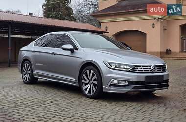 Седан Volkswagen Passat 2018 в Мукачево