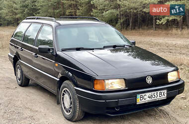 Універсал Volkswagen Passat 1993 в Харкові