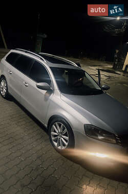 Универсал Volkswagen Passat 2010 в Городке